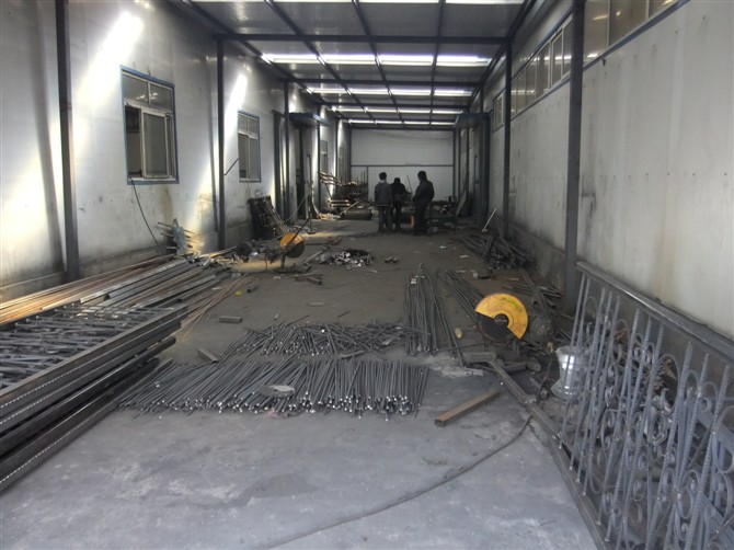 人（rén）工製造產品車間